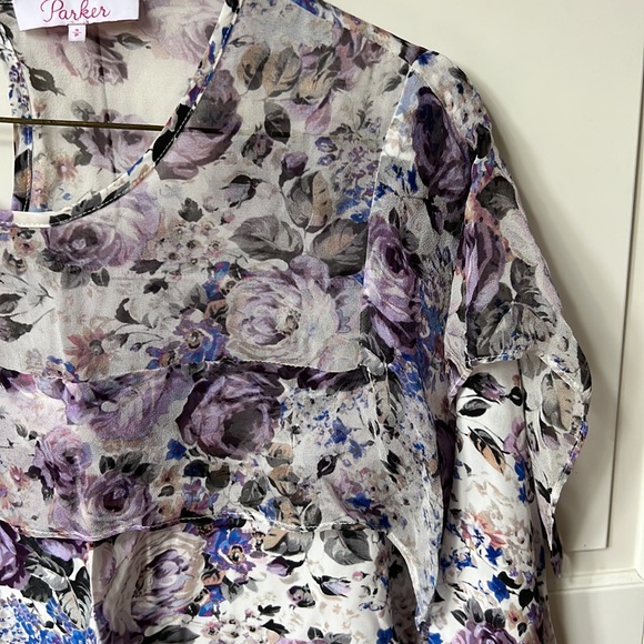 100% silk Parker floral blouse in size Small - Picture 3 of 5
